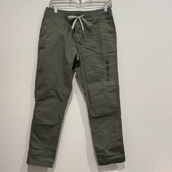 Vuori Cargo Pants Women Sz M Ripstop Army Green Mid Rise Slim Fit Gorp Core - Picture 4 of 15